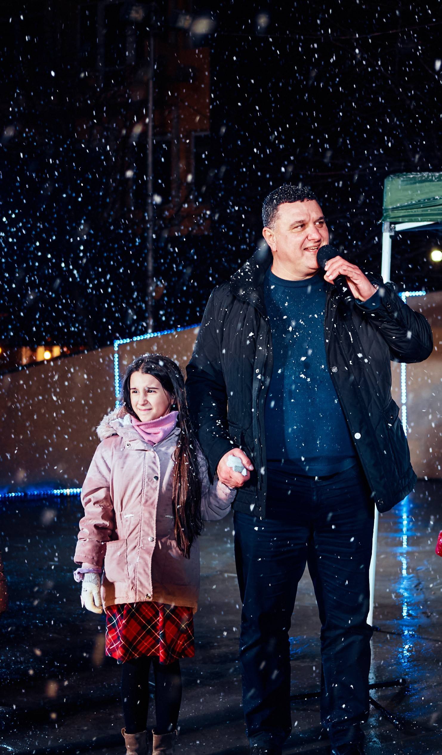  Кметът Росен Добрев 